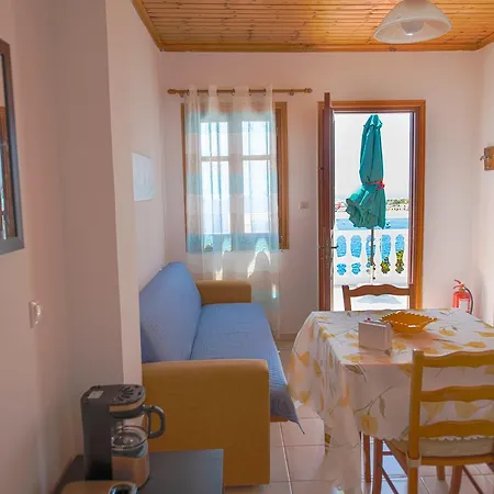 Filoxenia * Chalki Town