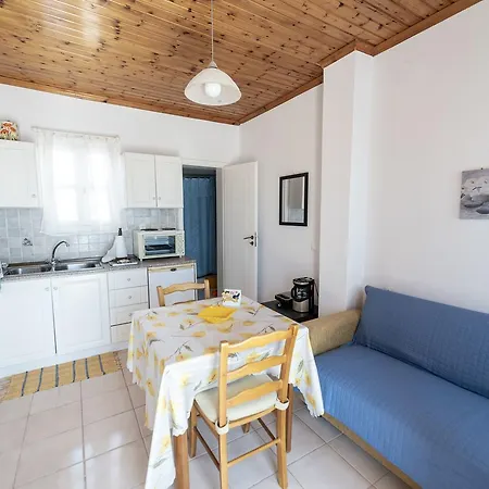 Апартаменты Filoxenia *